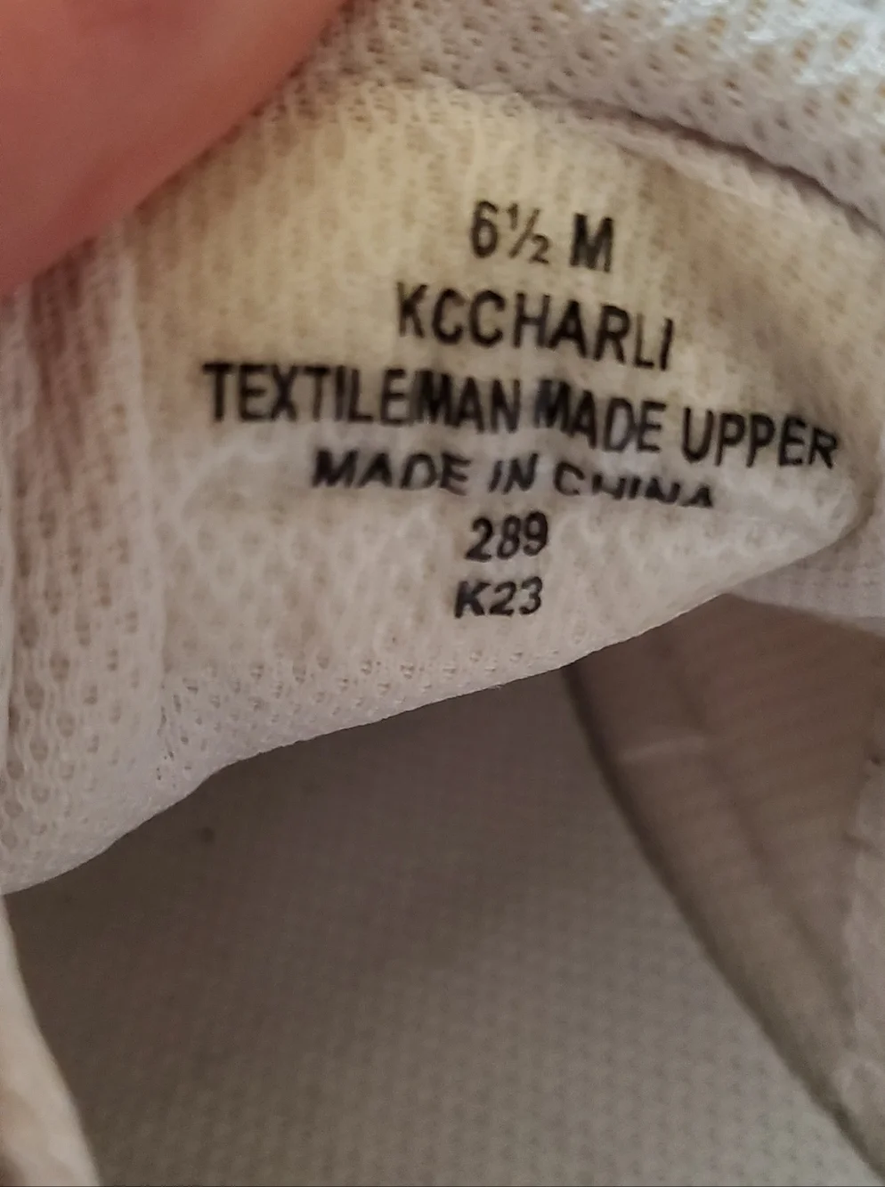 Calvin Klein Women's Charli Logo Lace-up Sneakers US 6.5
